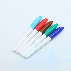 Marcadores de Pizarra Blanca Borrables de 12 Colores con Clip y Logotipo Personalizado - Bolígrafos Personalizados al por Mayor para Oficina y Escuela - Product Image 2
