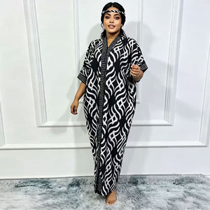 Abito Lungo da Donna Africana con Stampa Dashiki, Taglie Forti, Scollo a V, Vestibilità Ampia, di Tendenza, per Commercio Transfrontaliero - Grande Successo, Disponibile - Product Image 3