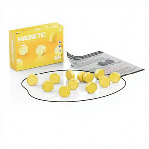 Scacchi con Effetto Magnetico Dorato, <span class=keywords><strong>Gioco</strong></span> Casual per Bambini, <span class=keywords><strong>Gioco</strong></span> da Tavolo Interattivo, <span class=keywords><strong>Gioco</strong></span> Educativo di <span class=keywords><strong>Logica</strong></span> e Pensiero, Scacchi Magnetici - Product Image 1