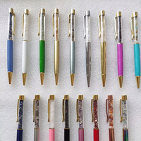 Vente en gros de produits spirituels pierres de chakra mélange naturel de copeaux de quartz stylo à bille pour cadeau