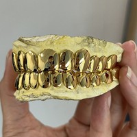 Grillz personnalisés en argent sterling 925 plaqué or et rhodium, sertis de moissanite VVS, taille huit cœurs et flèches, bijoux dentaires personnalisés