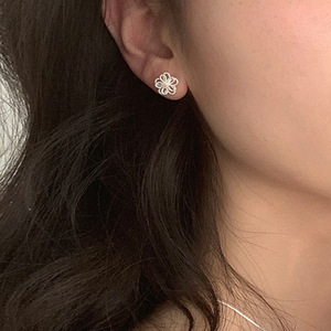 ต่างหูแบบเจาะรูรูปดอกไม้ทำจากเงินสเตอร์ลิงหลายชั้นสำหรับเป็นของขวัญเด็กผู้หญิง925 - Product Image 6