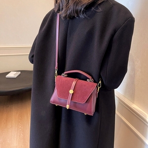 Questa è una borsa a tracolla casual, alla moda e di alta qualità per le donne, che non è di solito in evidenza. Nuovo Stile Coreano 2024 per Singoli - Product Image 2