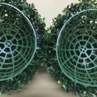 Boules de buis en plastique de 13cm à 28cm Boule artificielle de haie d'herbe de Milan pour la décoration