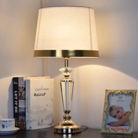 NOUVEAU HFBH Lampe de table à LED Applique murale en cristal Moderningorary Bedside Liwall Lightsic Bedroom Living Room Iron Plating 10 AC