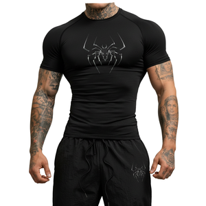 Camiseta Deportiva de Compresión para Hombre con Diseño Geométrico de Telaraña, Tejida, 180 Gramos, Manga Corta, Corte Ajustado, Secado Rápido, Cuello Redondo, Negra - Product Image 1