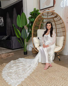 Lace Floor Length Sexy Robes With Big Train Wedding <strong>Mother</strong> <strong>of</strong> <strong>the</strong> <strong>Groom</strong> <strong>Gifts</strong> Bridal Robes - Product Image 5