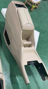 Consola Central de Lujo para Auto con Caja de Almacenamiento y Refrigerador para V260 W447 Vclass Vito - Product Image 3