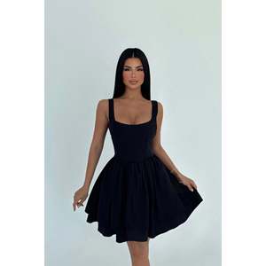 Robe de cocktail noire à bretelles - Product Image 3