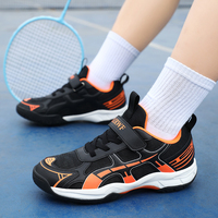 Chaussures de sport professionnelles pour enfants en carbone véritable, respirantes, avec boucle magique, antidérapantes, en maille confortable, pour le badminton