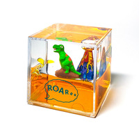 Cadeaux souvenirs poids de papier flottant liquide personnalisé cristal acrylique plastique forme cube presse-papier huile eau
