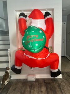 ของตกแต่งคริสต์มาสจากโรงงานขนาด 6 ฟุต <span class=keywords><strong>ซานตาคลอส</strong></span>เป่าลมแบบแขวน ไฟ LED สว่างสดใส <span class=keywords><strong>ซานตาคลอส</strong></span>ปีนป่ายพร้อมถุงของขวัญ ของตกแต่งคริสต์มาส - Product Image 6