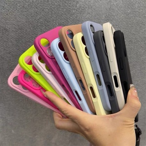 Funda Protectora Dele para Apple iPhone 16 Pro Max 15 Pro 16, de Silicona con Diseño de Fruta del Dragón, Anillo Delgado, Orificios Finos, Magnética, Sensación de Piel - Product Image 2