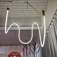 Lustre de salon double hauteur pour villa loft moderne nordique, style postmoderne, design créatif pour showroom, mini LED pour escalier