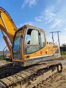 Excavadora Hidráulica de Cadenas Hyundai 220LC-9S Usada de Alta Calidad, 22 Toneladas, con Motor, Caja de Cambios y PLC para Construcción - Product Image 3