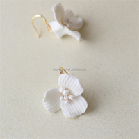 RE4586 Céramique Fleur Femmes Boucles d'Oreilles Lustre Boucles d'Oreilles pour Mariées Robe de Mariage Ornements