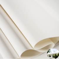 Structure de membranes tendues Toile enduite de PVC Tentes de toit Abri extensible en tissu flexible Matériel d'architecture moderne