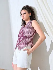 Kavya Summer Short Woven Vest Impression Contrastante Présentant Intéressant Bouton Mélange Boho Charme Esthétique Moderne 100% Coton - Product Image 5