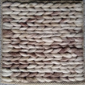 Tapis tressé en feutre de laine tissé à la main, antidérapant, motif chevron, tailles personnalisées - Tapis de sol uni de haute qualité pour la maison - Product Image 2