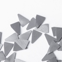 Plaquettes triangulaires en carbure de tungstène VUILI OEM, haute dureté, résistantes à l'usure, pour le traitement des métaux