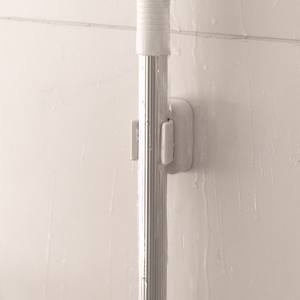 Ganchos Adhesivos Blancos Prácticos para Montar en la Pared, para Escobas y Fregonas de Cocina, Resistentes al Agua, Venta al Por Mayor - Product Image 5