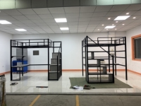 Lit mezzanine à cadre métallique avec bureau et escalier pour adultes dortoir de grande taille
