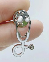 Stéthoscope émail épinglette vêtements sacs décoration broche stéthoscope broche broches pour filles étudiants en médecine médecin infirmière