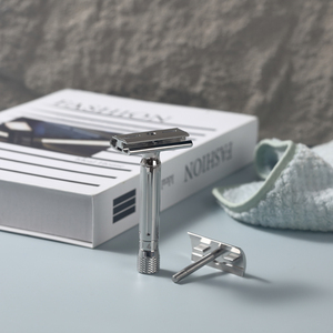 Yaqi มีดโกนหนวดสเตนเลสสตีลสำหรับผู้ชายมีดโกนสองด้านปรับได้ - Product Image 6