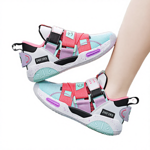 Nouveauté 2026 Chaussures de basket-ball et de tennis légères et tendance pour enfants, respirantes en maille pour l'été, l'automne et l'hiver - Product Image 4