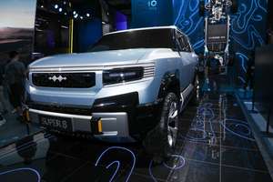 2025 BYD modeli Leopard 5 & 8 gelişmiş SUV In-Stock 4WD Off-Road yetişkinler için yeni enerji araba leopar tasarımı ile - Product Image 3