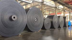 Bande transporteuse industrielle YUPHENG à 2 à <span class=keywords><strong>5</strong></span> couches <span class=keywords><strong>EP</strong></span>, résistante au feu/aux flammes, à l'huile et à <span class=keywords><strong>la</strong></span> chaleur, en caoutchouc - Product Image 3