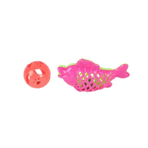 PSM प्रत्यक्ष बिक्री रचनात्मक प्लास्टिक खोखले बाहर छोटे मछली घंटी गेंद इंटरैक्टिव पालतू बिल्ली खिलौना
