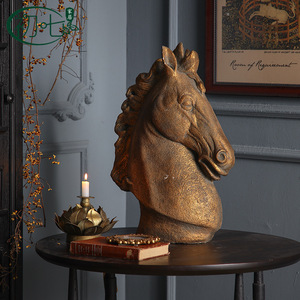 Adorno de Resina con Cabeza de Caballo Dorada de Estilo Europeo, Decoración Artística para el Hogar, Decoración para la Entrada - Product Image 1