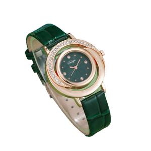 Montre à quartz diamant <span class=keywords><strong>de</strong></span> luxe pour femmes avec ceinture à motif serpent nouvelle mode ensemble <span class=keywords><strong>de</strong></span> bijoux <span class=keywords><strong>feuille</strong></span> bracelet en cuir - Product Image 4