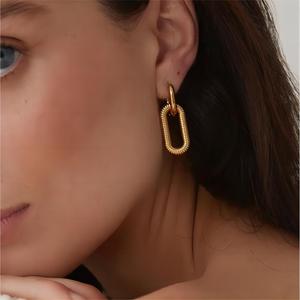 Boucles d'oreilles géométriques en forme de U, en acier inoxydable plaqué or 18 carats, bijoux de fête pour femmes TE6147 - Product Image 3