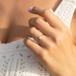 Unieke Blauwe Opaal Belofte Ring Zilveren Opaalring Kleine Echte Opaal Verlovingsring - Product Image 3