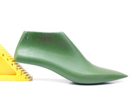 Forme à chaussures en cuir pour escarpins femme à bout carré et talon bas, 4 cm, indispensable pour la réparation, modèle A132