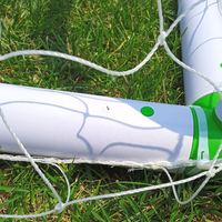 But de football en PVC à prix raisonnable, blanc et vert, pour l'entraînement de football, fourni par l'usine