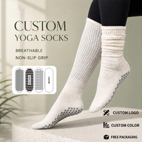 Chaussettes de Pilates en coton 100% personnalisées pour femmes avec grip antidérapant, service de conception gratuit pour le yoga et l'utilisation en studio