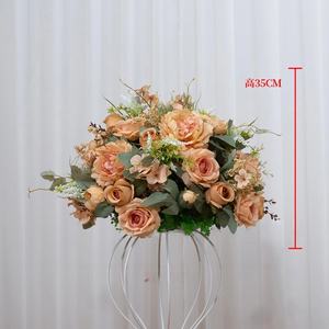 Arreglo de Rosas Blancas y <span class=keywords><strong>Eucalipto</strong></span> Artificiales Realistas Hechos <span class=keywords><strong>a</strong></span> Mano, Centro de Mesa de Flores de Estilo Europeo para Bodas - Product Image 2