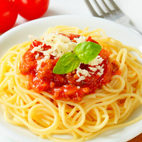 Sauce pour pâtes spaghetti, fabrication directe d'usine OEM, saveur sucrée et acidulée, fraîche, en boîte, en bouteille, en sachet, en vrac, en fût, tomate primaire, HACCP, ISO