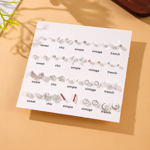 Boucles d'oreilles à la mode, 20 paires, perles blanches, mini cœur, flocon de neige, design creux, pour femmes, cadeau - Product Image 3