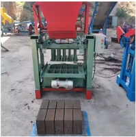 Machine à fabriquer des blocs creux à prix d'usine 2026, très vendue, pour la construction, modèle 4-35A, machine à briques en ciment non cuites