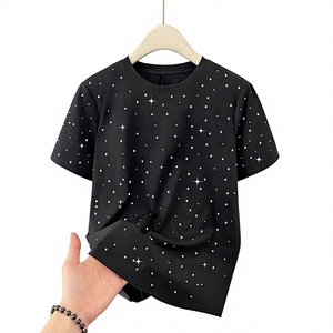 เสื้อยืดสีดำประดับเพชรเทียม แขนสั้น คอกลม ลายจุดวิบวับ ทรงโอเวอร์ไซส์ สไตล์สตรีทแวร์ สำหรับใส่ลำลองช่วงฤดูร้อน - Product Image 1