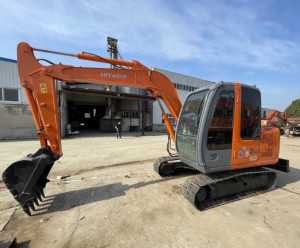 Excavatrice sur chenilles Hitachi ZX60-5A d'occasion, 6 tonnes, d'origine japonaise, mini-excavatrice ZX60 avec cabine climatisée en stock - Product Image 2