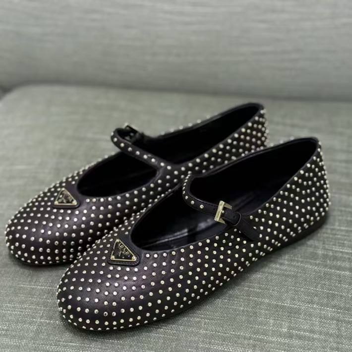 เพชรสีดำเต็มรูปแบบ