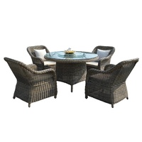 Ensemble table et chaises de salle à manger de jardin en rotin de luxe personnalisé mobilier d'extérieur pour patio de restaurant