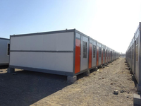 Unités résidentielles et bureaux de chantier mobiles en conteneurs d'acier pliables, avec des aménagements confortables et pratiques