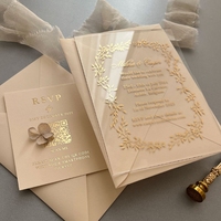 Invitation de mariage turque de luxe en acrylique givré noir mat avec dorure à chaud, monogramme JR, enveloppe, motif feuille de vigne, impression personnalisée