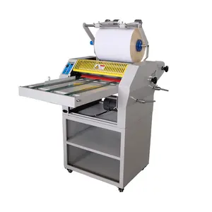 QK-390A folyo film otomatik kağıt besleme ve kesme A3 boyutu rulo sıcak laminasyon laminasyon makinesi koleksiyonu ile